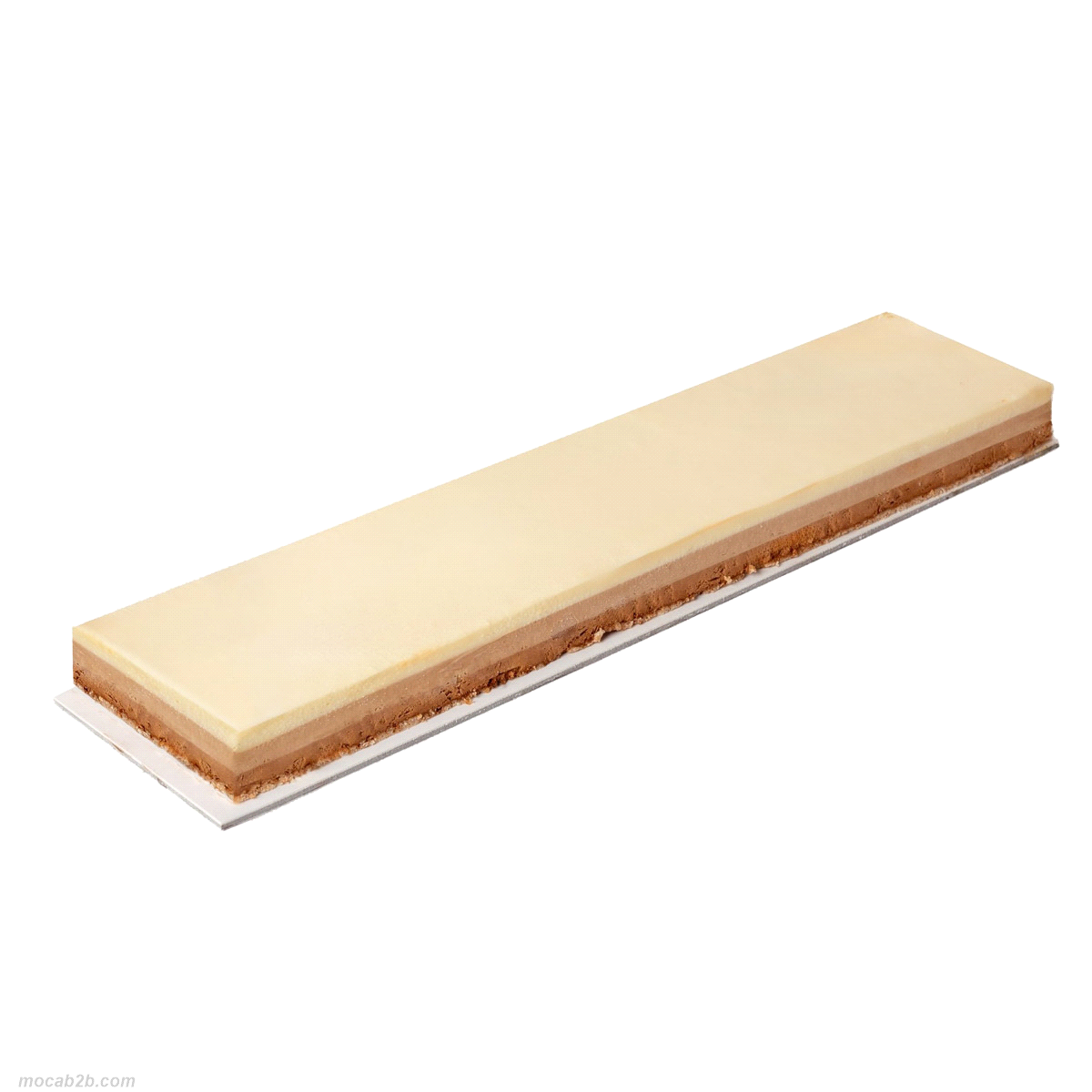 Banda semifreddo. Base croccante, bavarese al cioccolato fondente, Cremoso al cioccolato al latte, mousse al cioccolato bianco e gel neutro. 