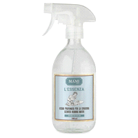 L’Acqua profumata per Stiratura, grazie alla sua speciale formula, garantirà ai tuoi capi un profumo duraturo nel tempo. Inoltre renderà la stiratura più semplice e precisa. 