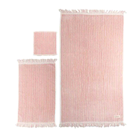 Set 3 teli mare laurens a righe rosa 100% cotone e spugna. Misure: 30x30/77x50/77x142. Asciugatura veloce e materiale di lunga durata. 