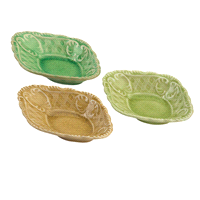 Ciotole rombo assortite per 6 pezzi. Misure: 11,5x9,5cm. 