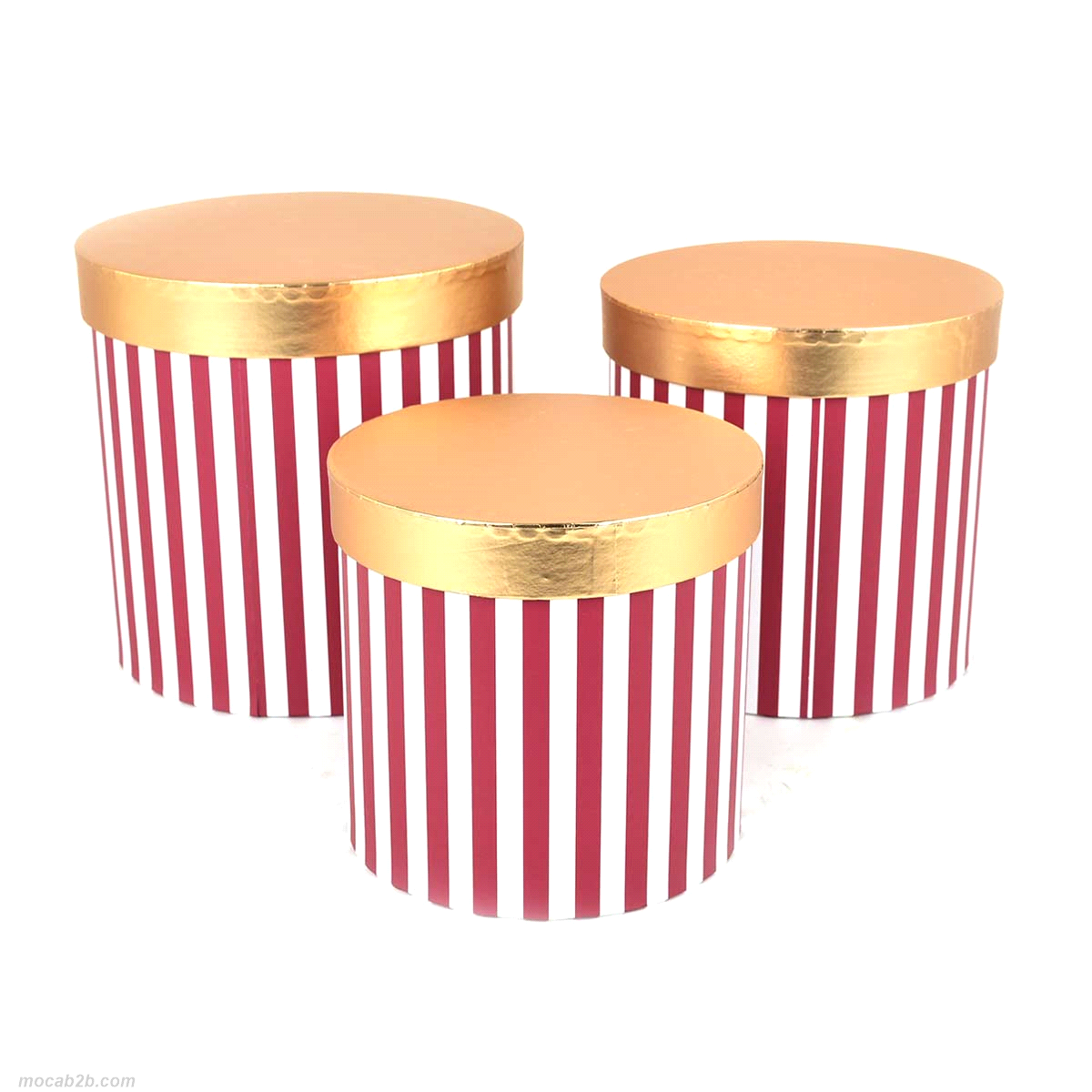 Scatola rotonda rossa a righe bianche set da 3 pezzi. Dimensioni: h.19cm./h.17cm/h.15cm. 