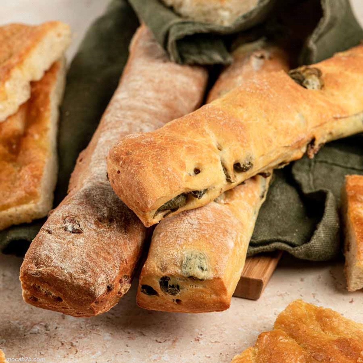 Mix per sostituti del pane dalla grande vesatilità di applicazione. Applicazioni: Cracker, grissini, pizzette, schiacciatine, salatini, chiacchiere, panettone gastronomico. 