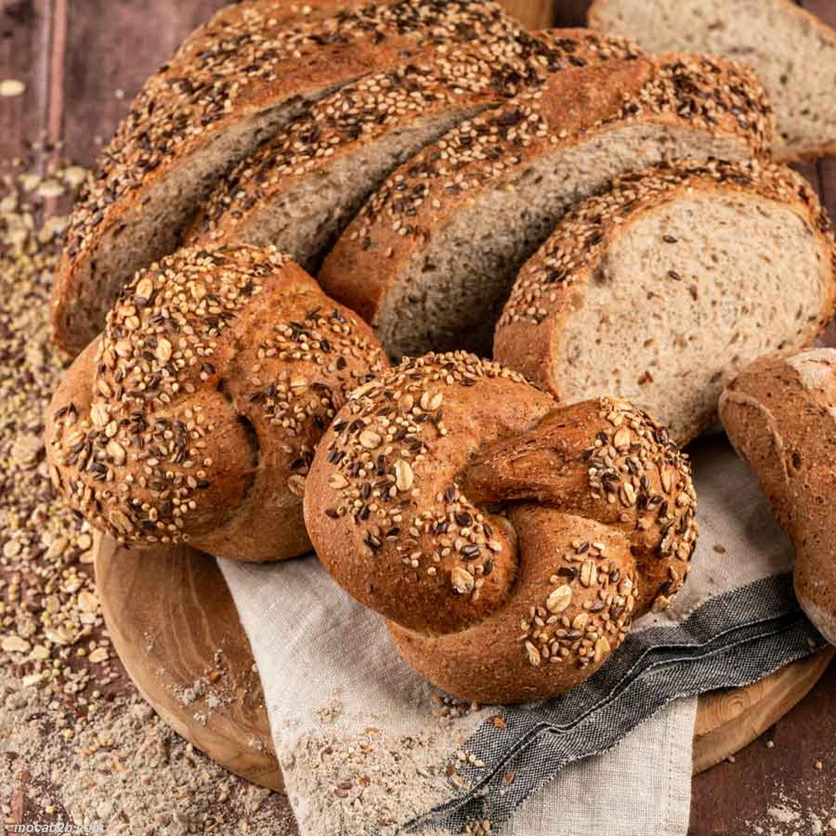 Semilavorato per la panificazione professionale ideale per realizzare pane spaciale con farina di grano saraceno. Ricco di omega 3 e fibre vegetali. 