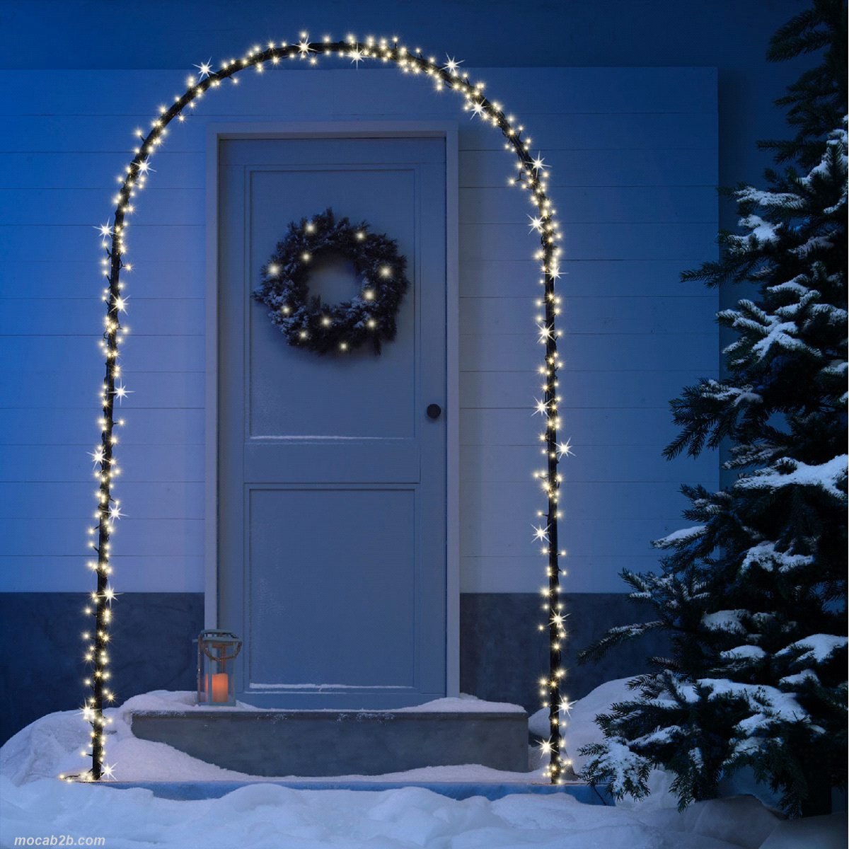Arco nero scintillante con led bianco caldo con 8 funzioni da esterno. Dimensioni: 130xh.230cm. 