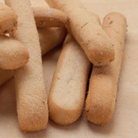 grissino olio extra vergine d’oliva.
- cotto e surgelato. 
- shelf life 12 mesi (shelf life fuori dal congelatore 60 gg). 
- cottura: 1 minuto in forno a 180° gradi. 