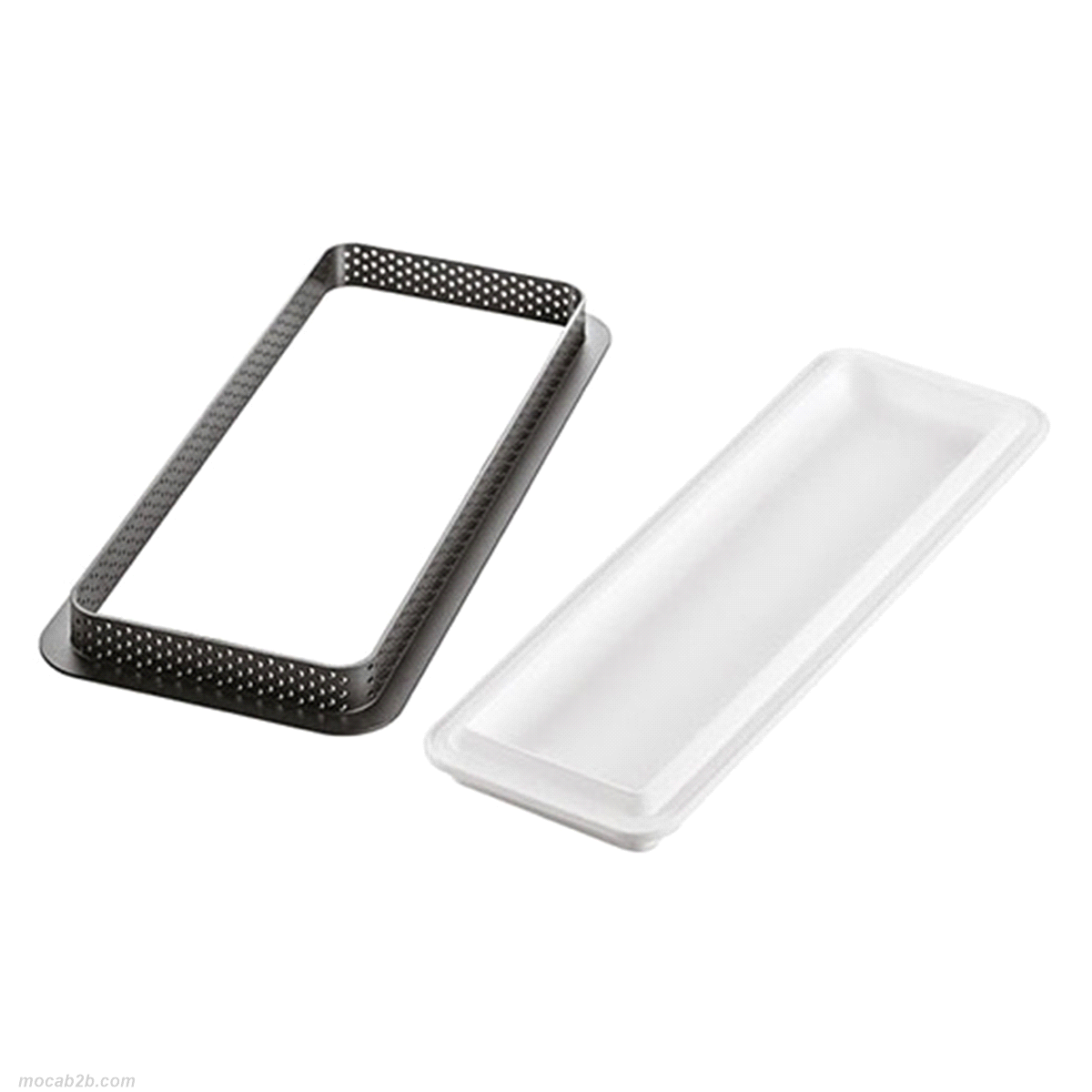 Composto da due elementi: un rettangolo 265 x 105 h 20 mm in materiale termoplastico composito indeformabile adatto all’uso in forno per la realizzazione della base e uno stampo in silicone 235 x 75 h 20 mm che consente di realizzare una mousse o un cremoso da adagiare sopra alla pasta frolla. 