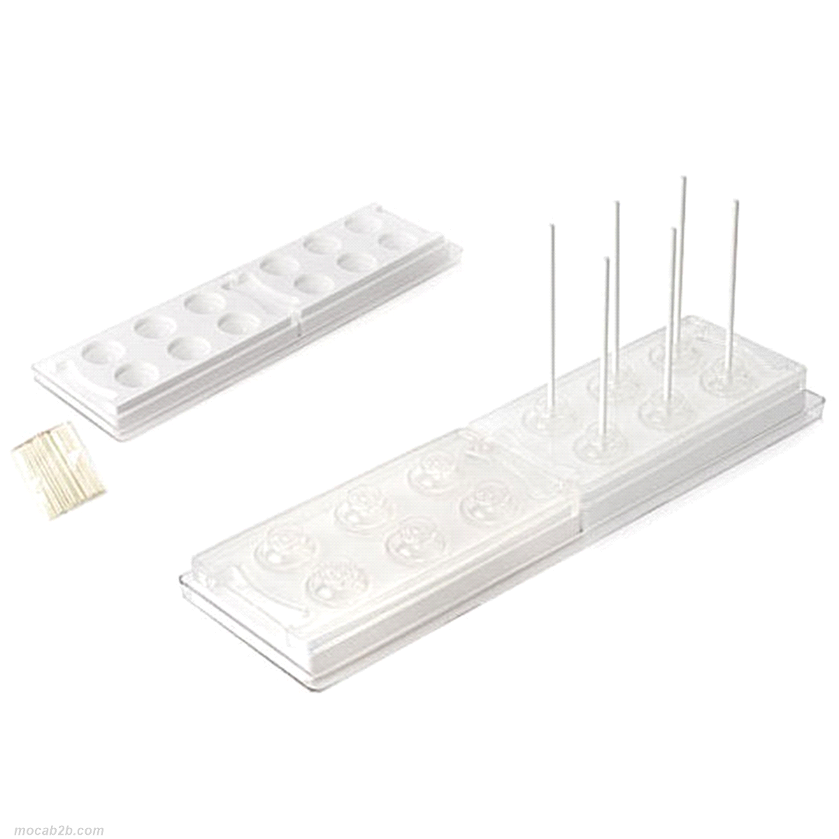 Stampo che permette di creare delle sfere perfette di Ø 28 mm, che grazie a bastoncini possono essere proposte come innovativi ice pops o cake pops da forno. 