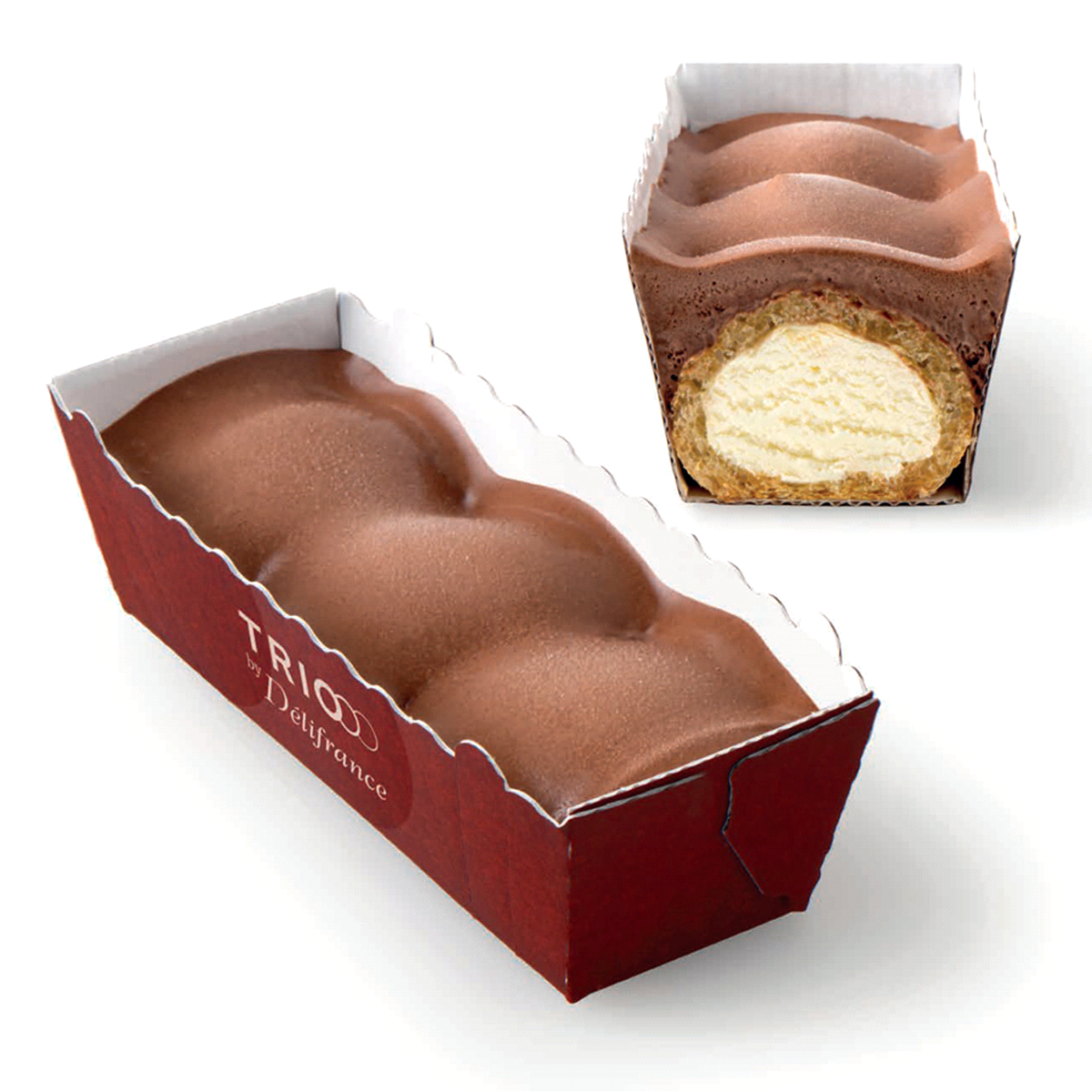 Tre mini bignè soffici e fragranti, prodotti in giornata e farciti al momento con crema al latte e ricoperti di crema al cacao e cioccolato. 