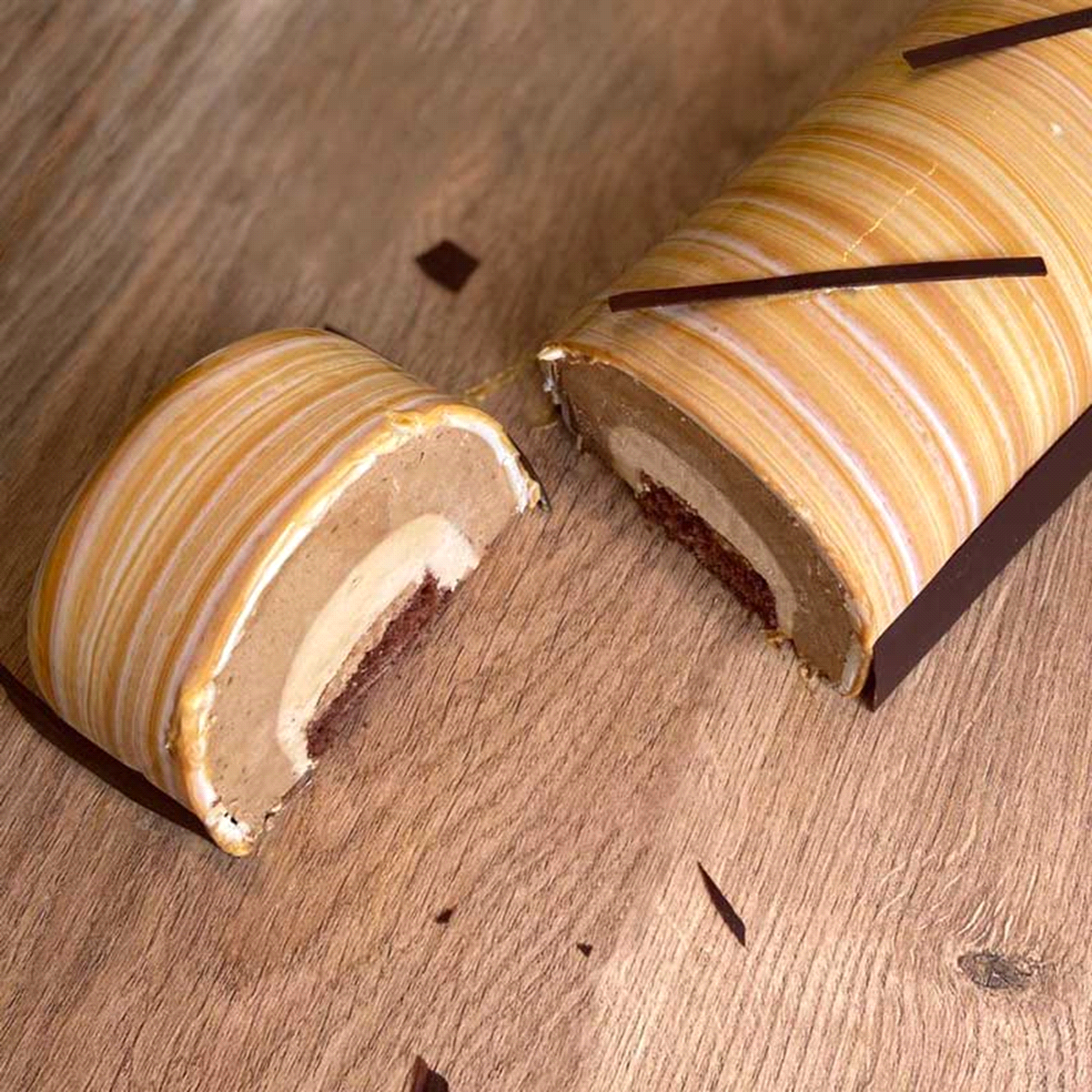 Preparato in polvere per bavaresi, semifreddi, dessert. Preparazione istantanea a freddo. Il dolce ottenuto può essere congelato. 
Ideale per la preparazione di bavaresi , dessert, mousse, guarnizioni da aromatizzare con gusti crema. 