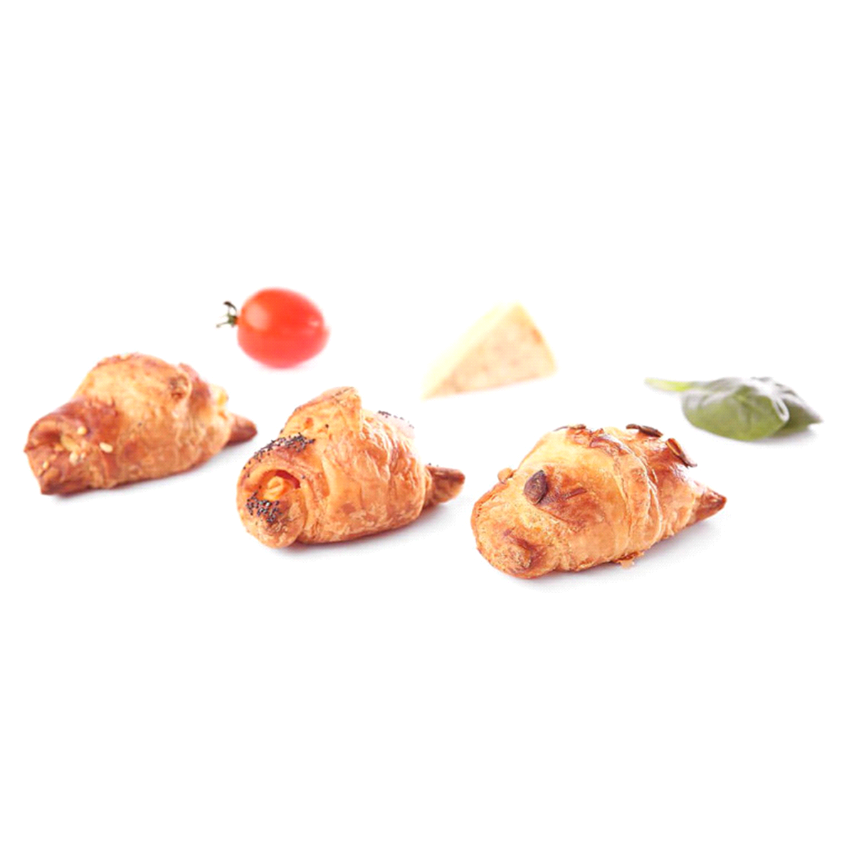 Mix di 3 mini croissant salati:  
- farcito con pomodoro e mozzarella topping cereali. 
- farcito con ricotta e spinaci topping zucca. 
- cereali e formaggio gouda e topping papavero. 