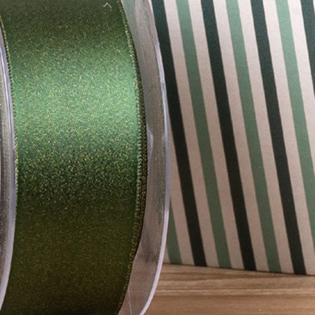 Nastro 100% poliestere. Made in Italy. 