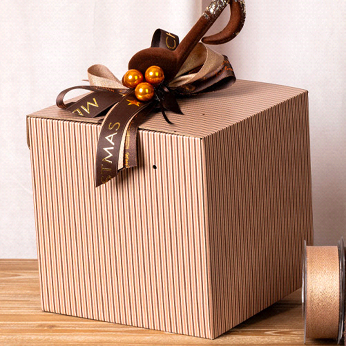 SCATOLA PORTA PANETTONE RIGHE MARRONI 21x21 xh21 