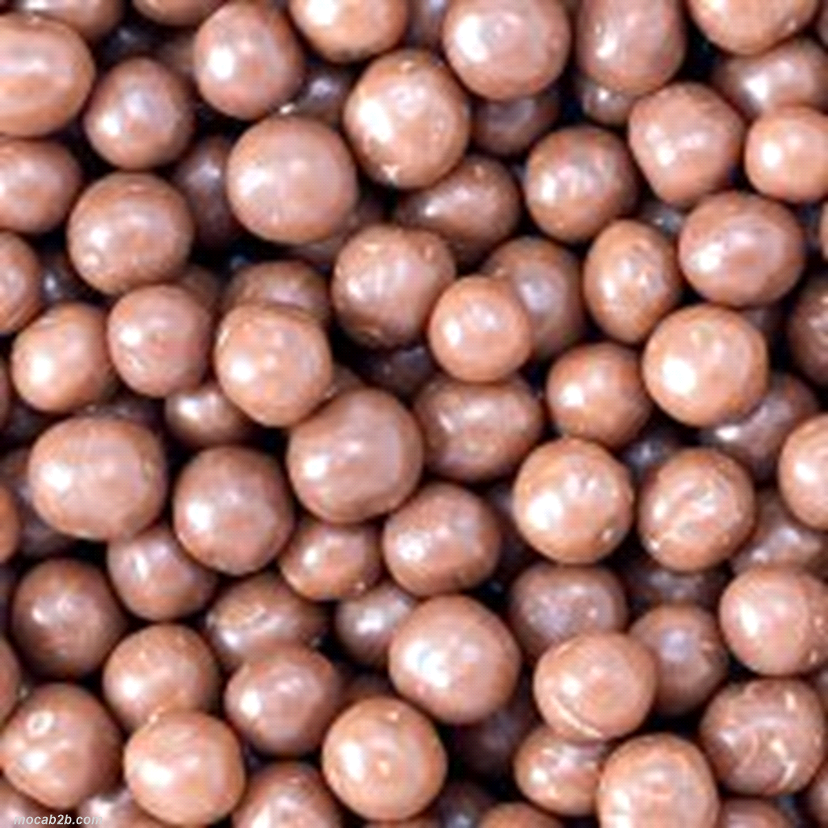 Cereali coperti con cioccolato al latte
. SPESSORE DEL PRODOTTO: 3-5 mm circa. VASCHETTA DA 1400 G. 